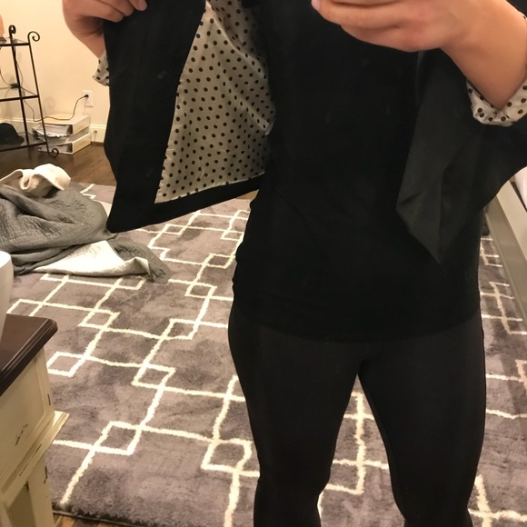 Doe & Rae Large Black Crop Blazer - Picture 5 of 5